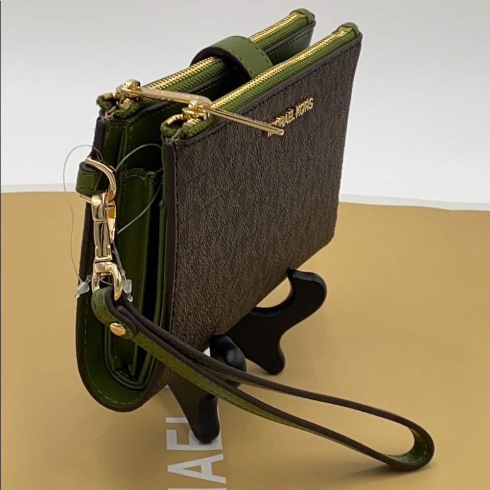 MICHAEL KORS LARGE DOUBLE ZIP WRISTLET EVERGREEN - Picture 14 of 16